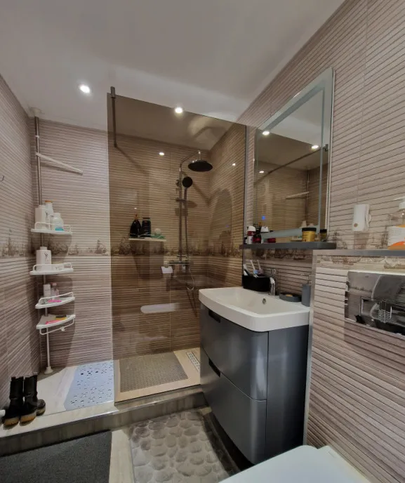 Apartament 2 camere 48 mp zona Hotvon