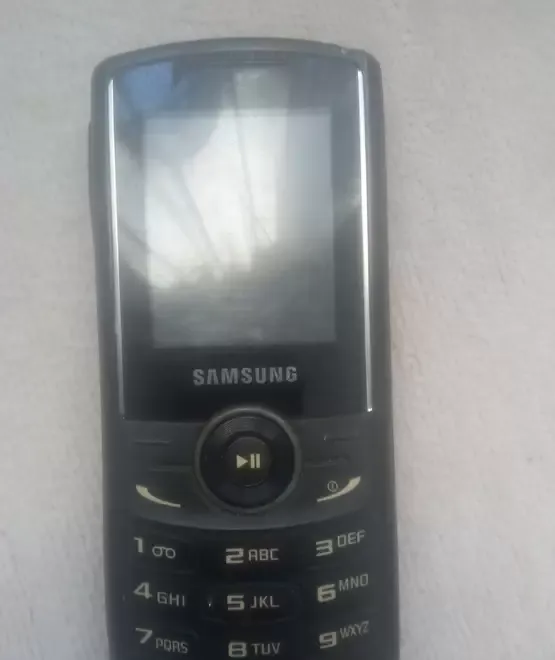 Vand telefon Samsung an de fabricatie 2012