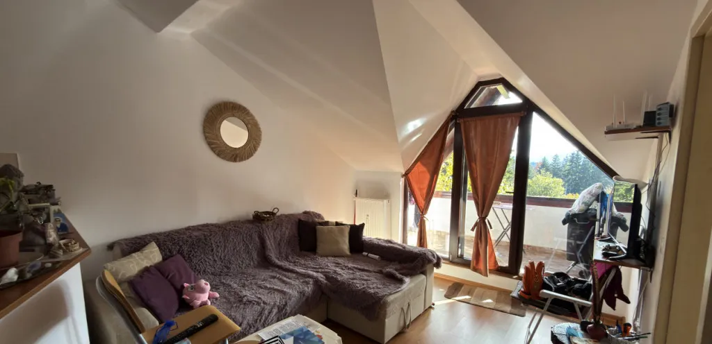 Exclusivitate - Apartament cochet la munte in inima sta