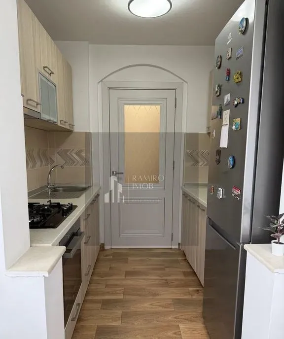 Apartament cu 3 camere Titan/ 1 Decembrie de nchiriat