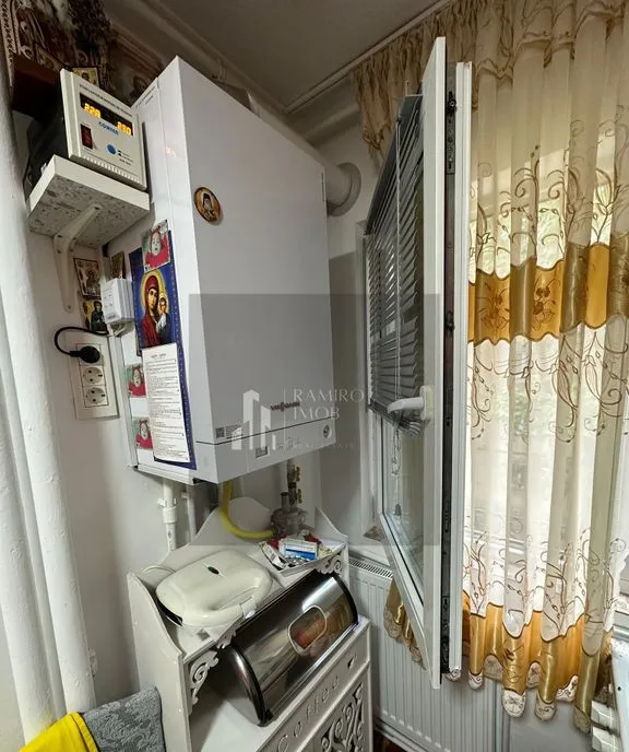 Apartament 3 camere Drumul Gazarului Centrala Proprie