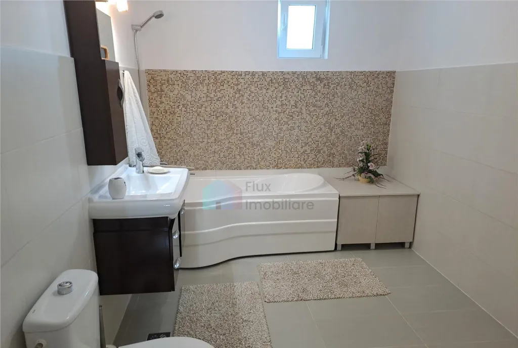 Apartament cu 3 camere de lux in zona centrala