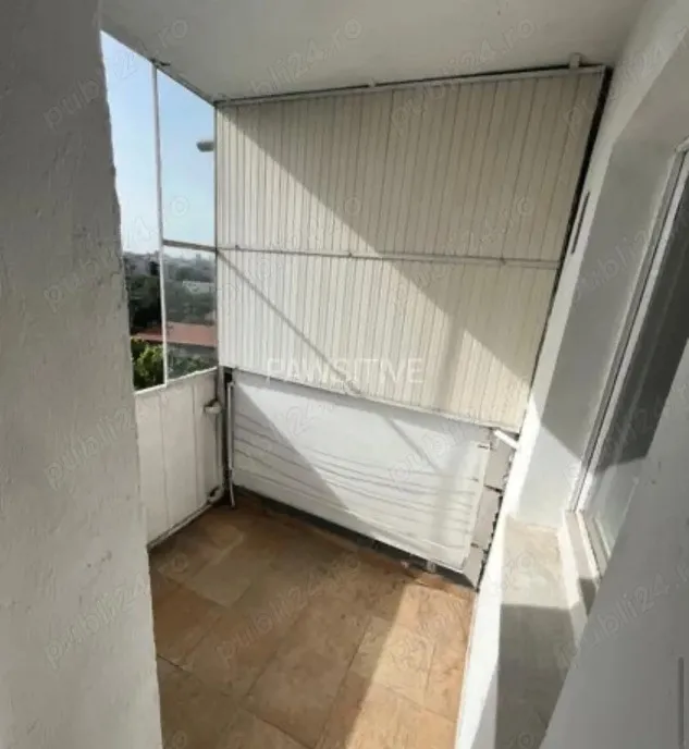 Timpuri noi tieretului piscului etaj 10