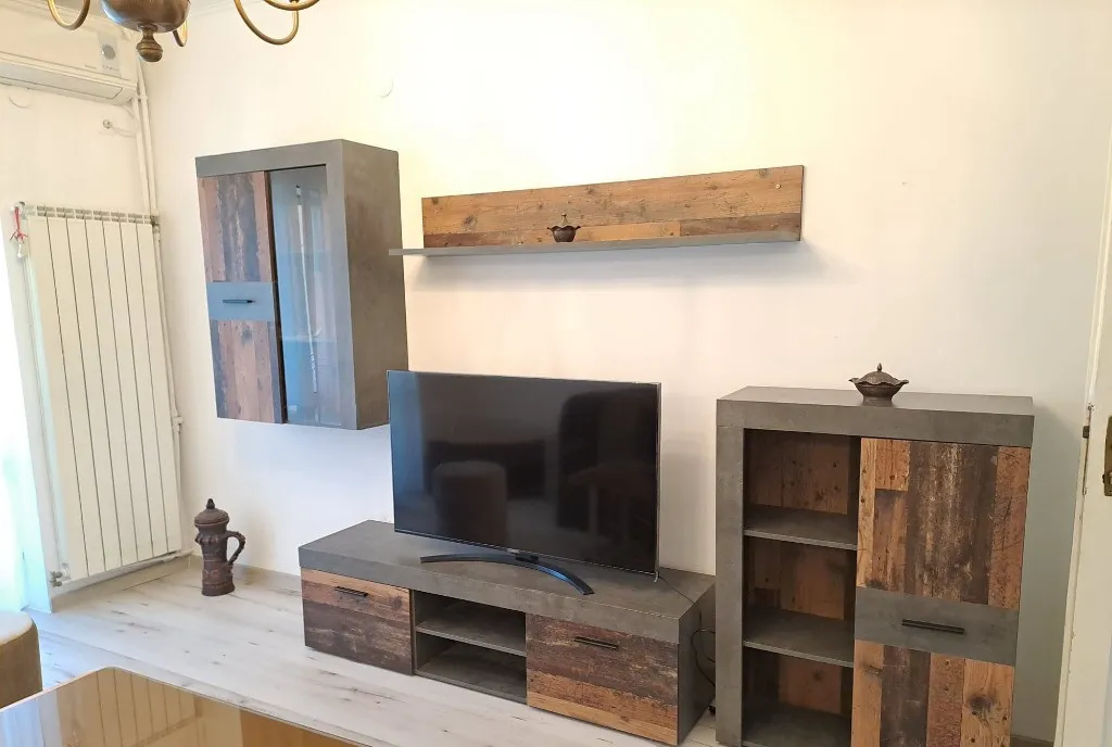 Apartament 2 camere dec Amzei zona Victoriei Romana