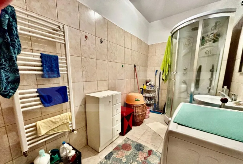 Apartament 2 camere 49mp etaj intermediar parcare zona E