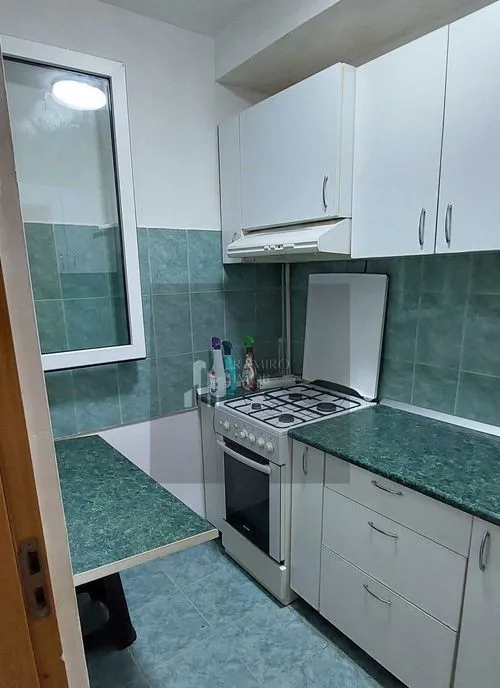 Apartament 2 camere zona brancoveanu etaj 1 renovat M