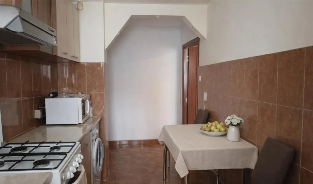 Elegant decomandat mobilat utilat apreciabila cromatica Sanp