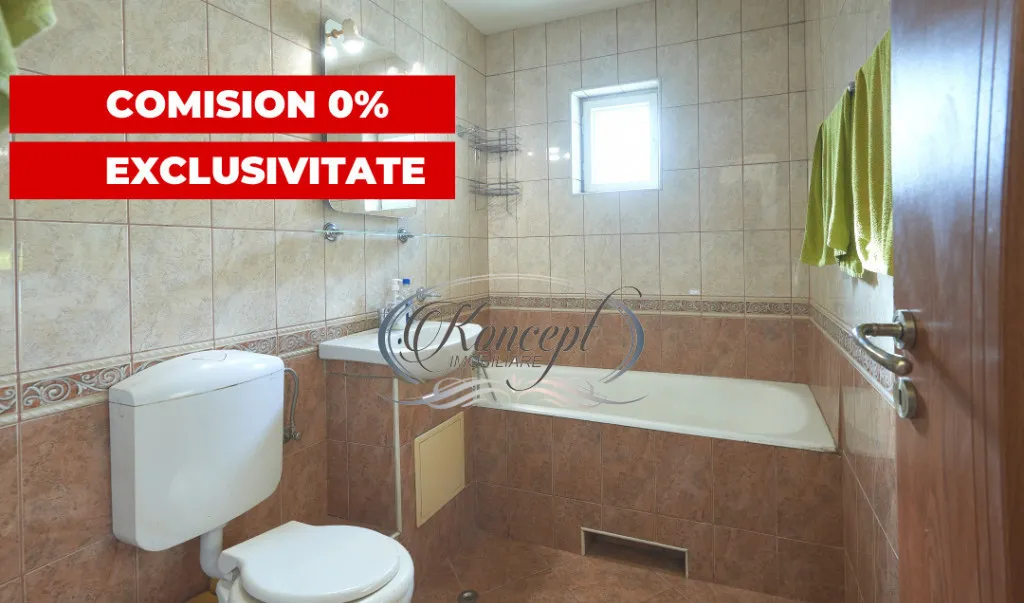 Apartament decomandat cu 2 bai str Brates