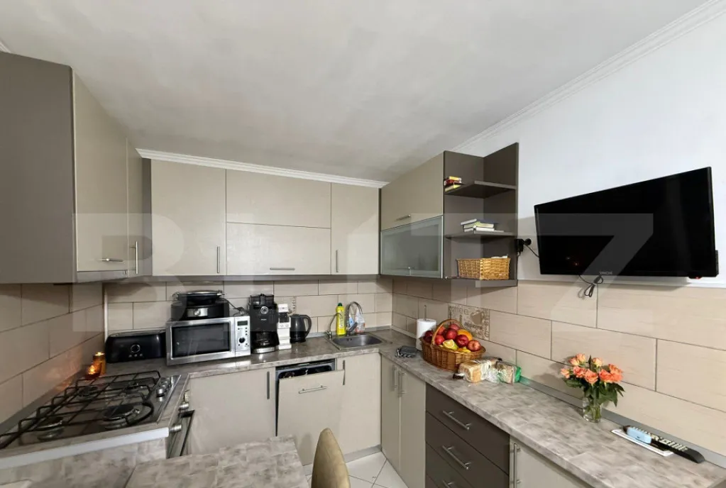 Apartament 4 camere 80 21 mp Nicolina