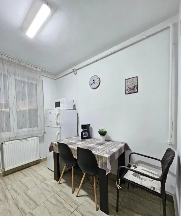 Ap 2 cam Expo Parc modern 1700 ron