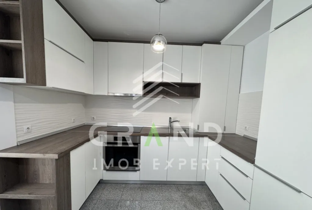 Ap 2 camere balcon parcare andrei muresanu