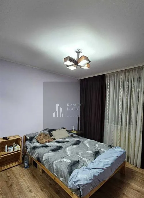 Apartament 2 camere decomandat P ta resita/berceni