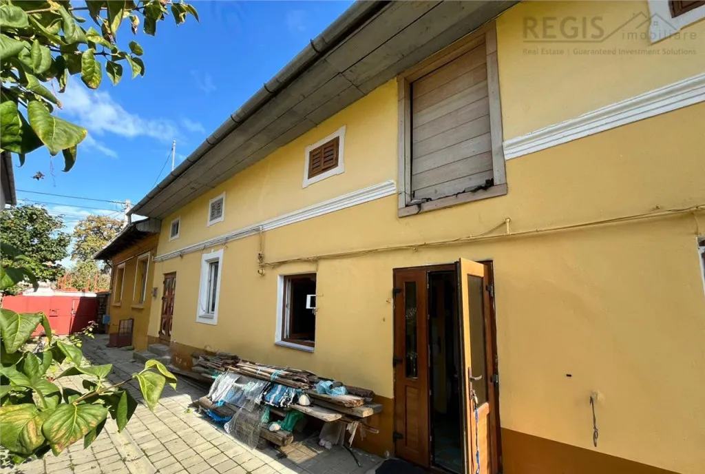 Apartament 3 camere nemobilat Centru Civic