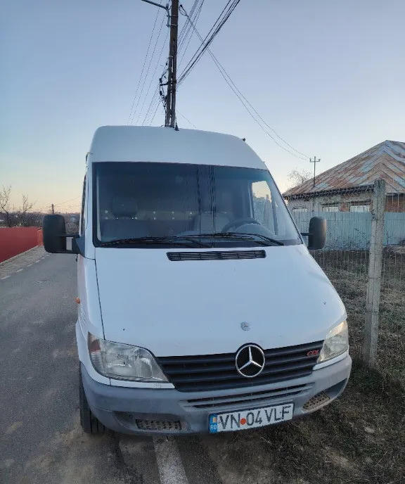 Mercedes-Benz 2 2 3 350 eur