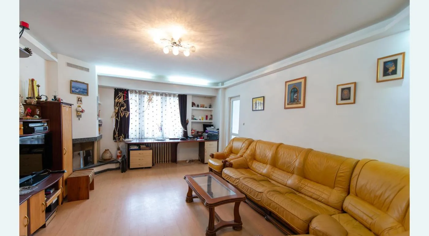 Apartament 3 Camere-Nerva Traian-Bloc 2000-Contor Gaz-Parcar