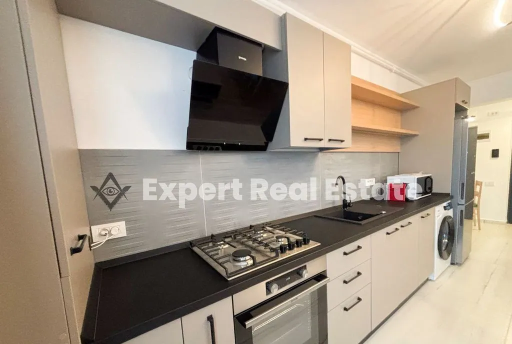 Studio Modern otopeni central loc de parcare inclus