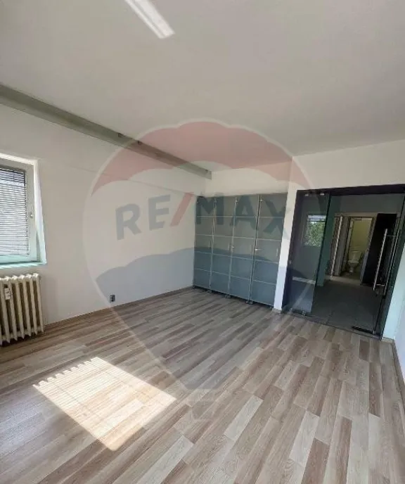 Inchiriere apartament birou 3 camere Bd Unirii Trib
