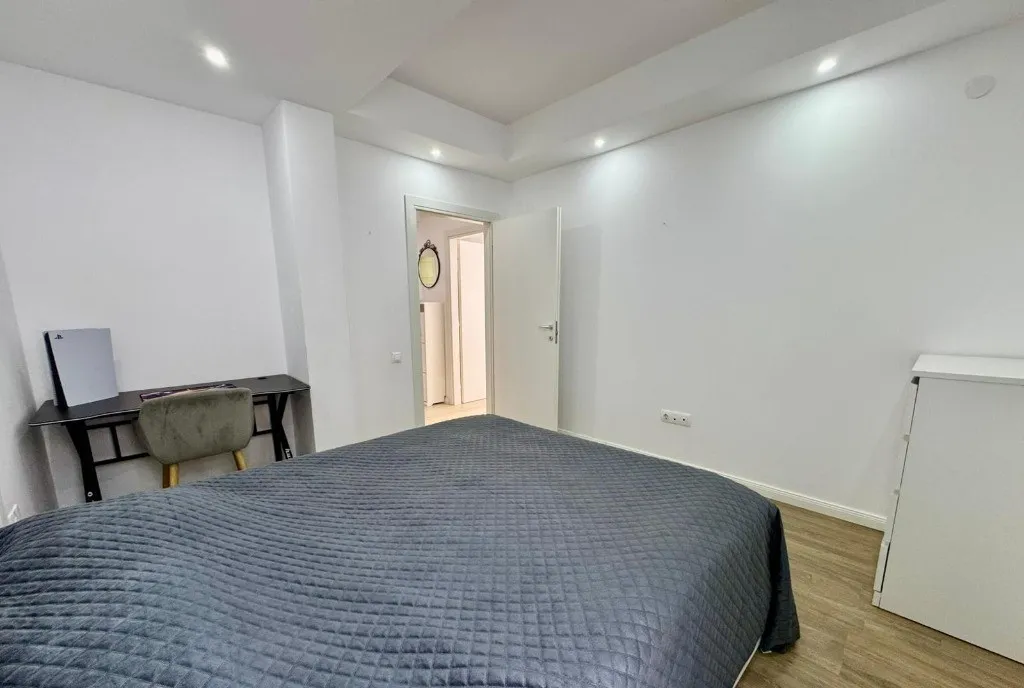 Cosmopolis Apartament cu 3 camere mobilat si utilat