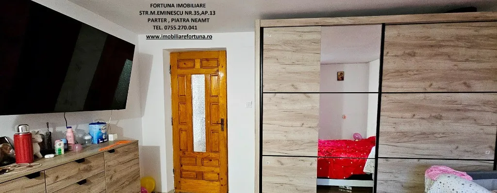 Casa 2 beciuri mari anexe 920 mp teren la 10 min de P Nt