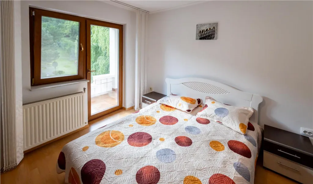 Vila 7 camere Babana Arges teren 4391 mp fara comisi