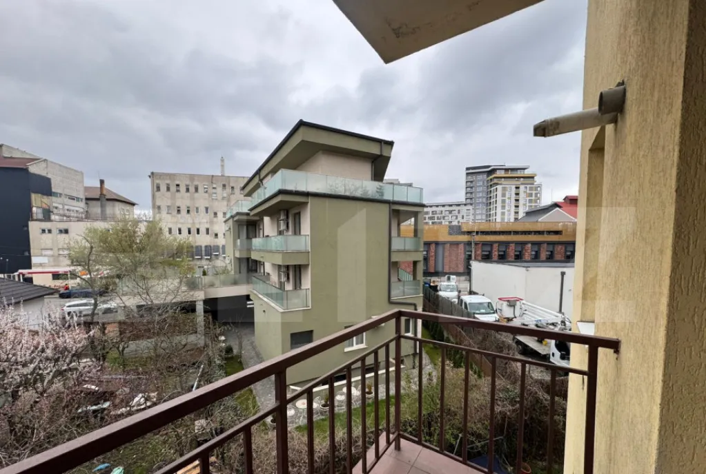 Apartament de inchiriat 40 mp zona Platinia