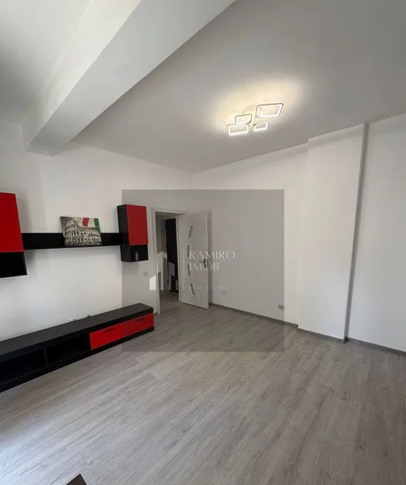 Garsoniera Metalurgiei / Centrala Proprie/loc parcare etaj 1