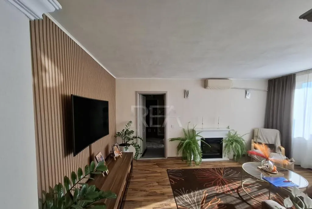 3 camere et 3/4 renovat Pacii/Gorjului