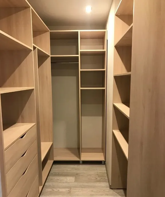 3 camere in zona Piata Maria