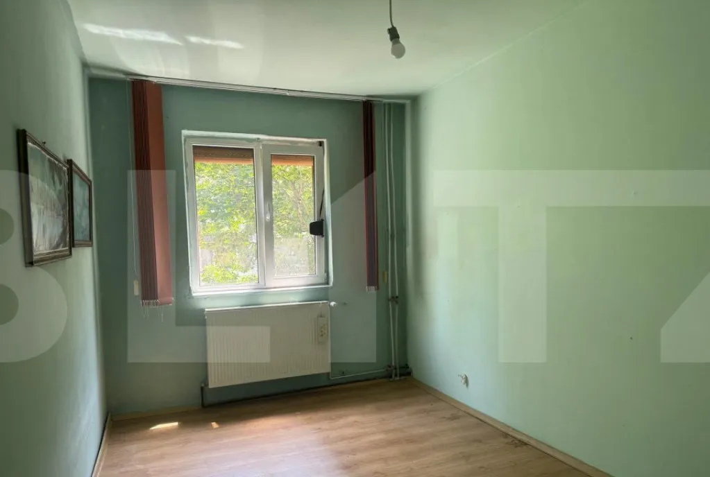 Apartament de vanzare cu 4 camere 65 mp zona Dacia