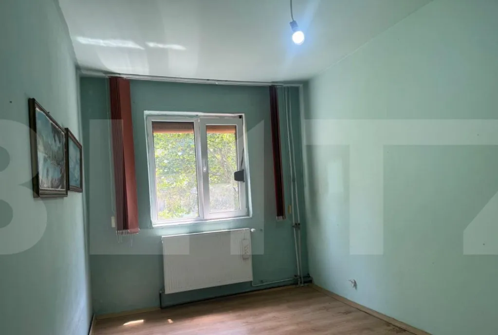 Apartament de vanzare cu 4 camere 65 mp zona Dacia