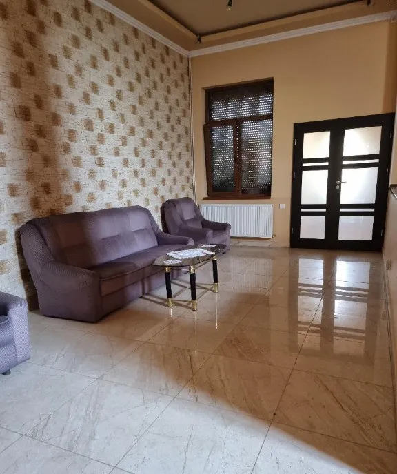 Vila zona Izvorului sc 350 gaz teren 1050 garaj dublu