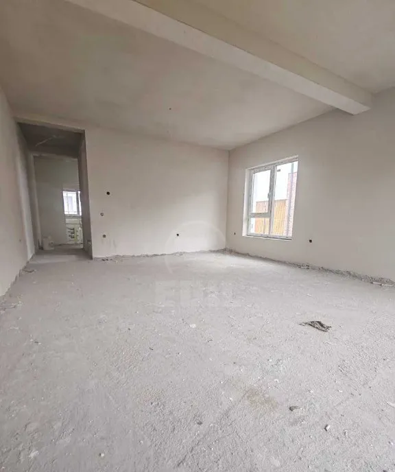 Duplez semifinisat zona centurii de Sud