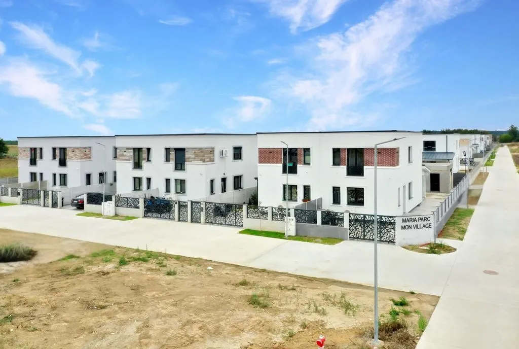 Duplex 4 Camere Proiect Ultramodern Buco