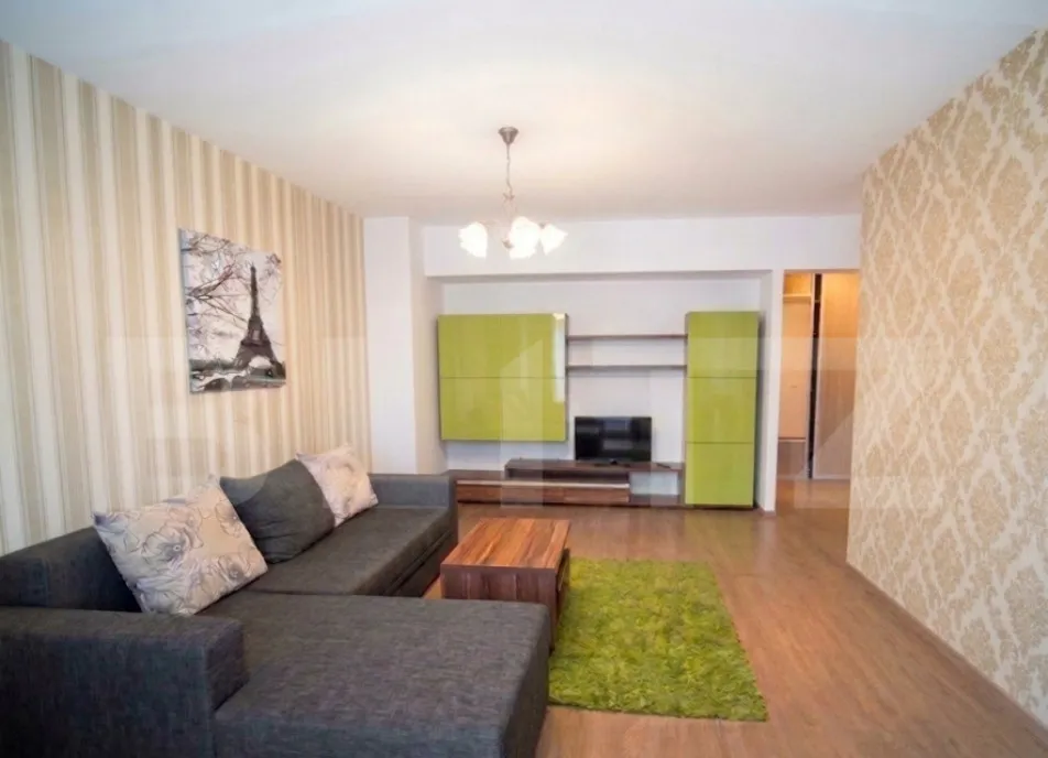 Apartament 2 camere lux decomandat parcare zona Bonjour