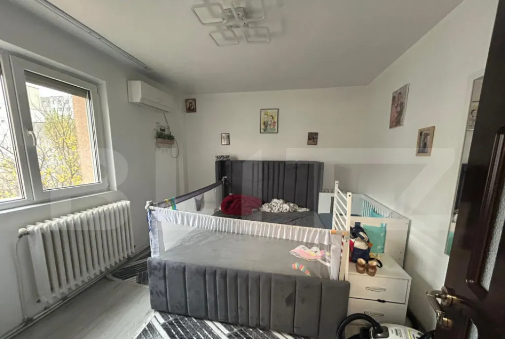 Apartament 3 camere 60 mp zona Mircea cel Batran