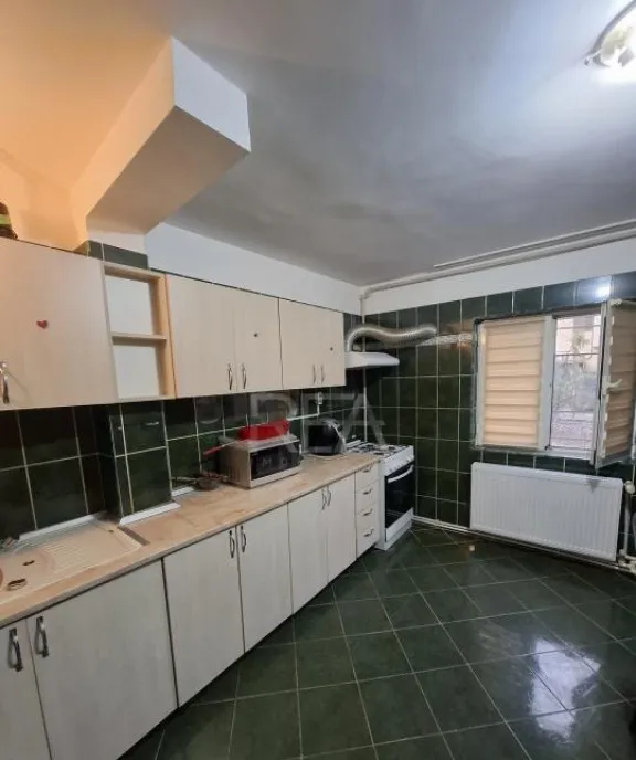 3 camere P/2 86mp bloc 1986 centrala Pacii