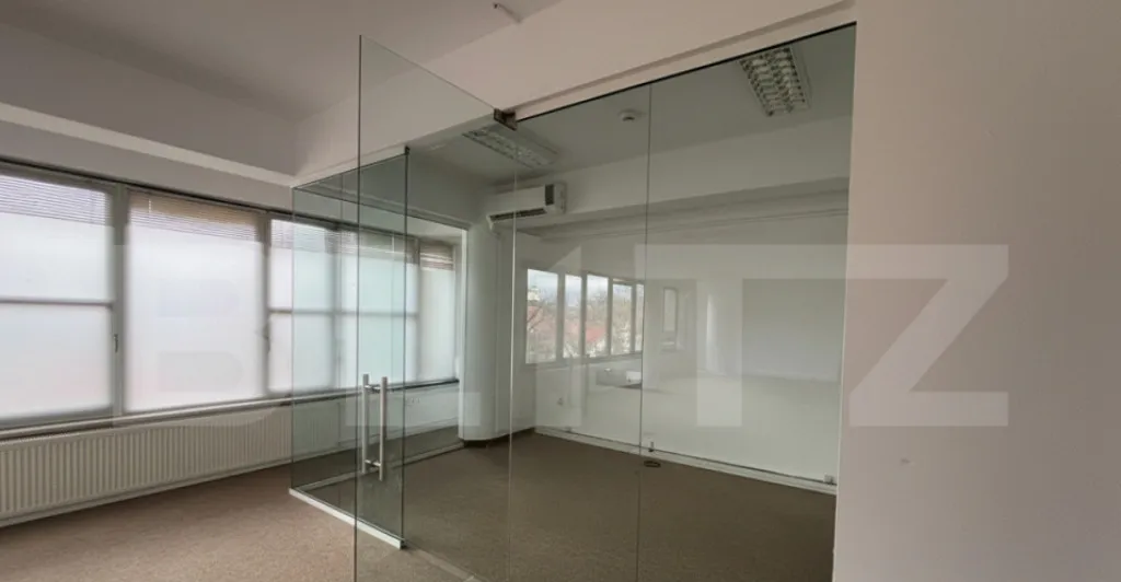 Spatiu Office 100 mp - Etaj superior - Zona Punctele Ca