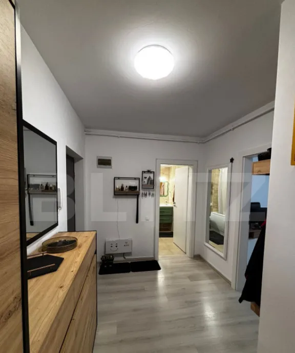 Apartament luminos cu 3 camere 75 mp etaj intermediar zo
