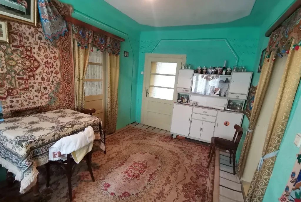 Vand garsoniera renovata - pretabila birou - zona Vasile Aaron