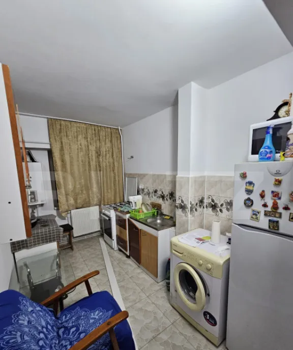 Apartament 3 camere 72mp zona Radauti