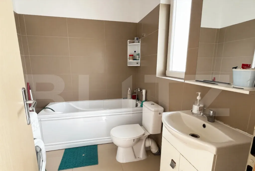 Apartament 3 camere 2 bai etajul 1 zero comision Terra O