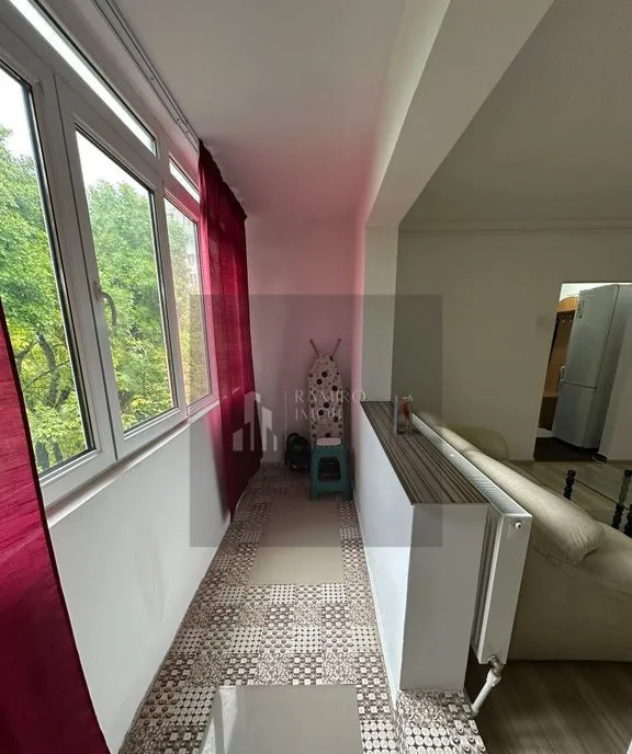 Apartament 3 camere 68mp Sector 4 Obregia Brancoveanu