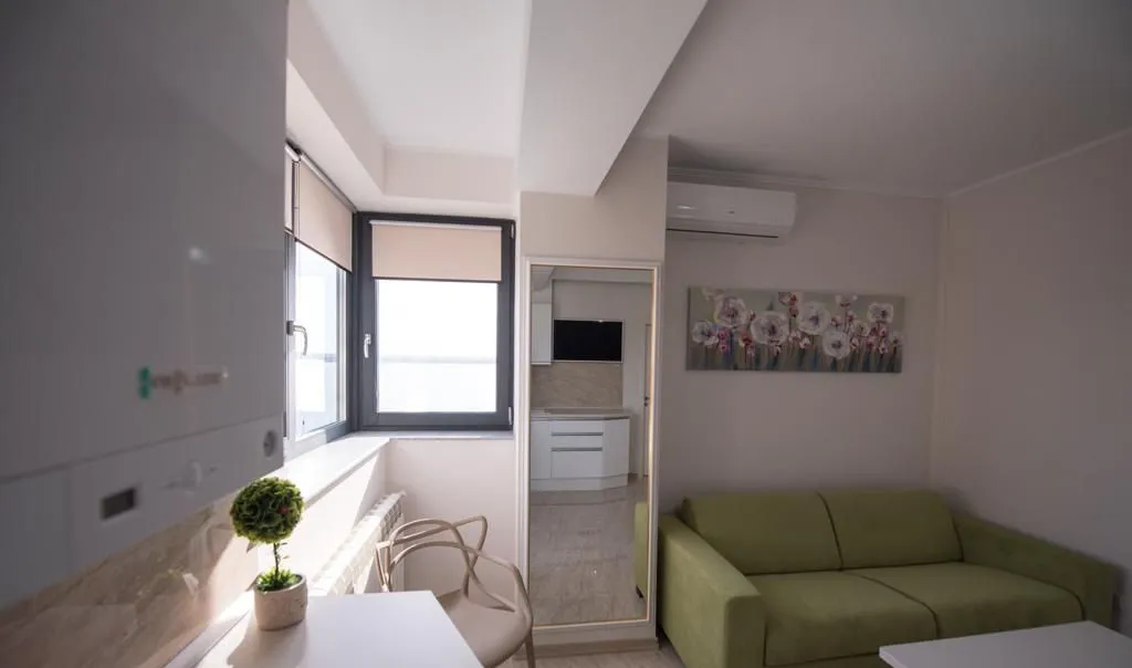 Apartament 3 camere mamaia cu vedere la lac