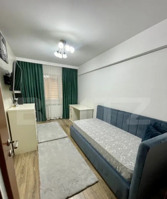 Apartament de vanzare cu 3 camere 90 mp zona Ramiro