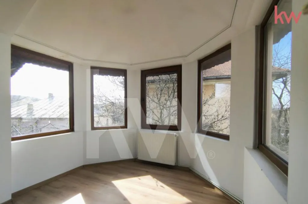 Spatiu comercial 120 mp - compartimentat ideal birouri/