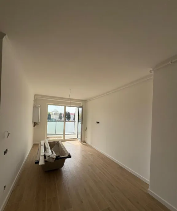 Apartament 3 camere 67 mp zona Sasar