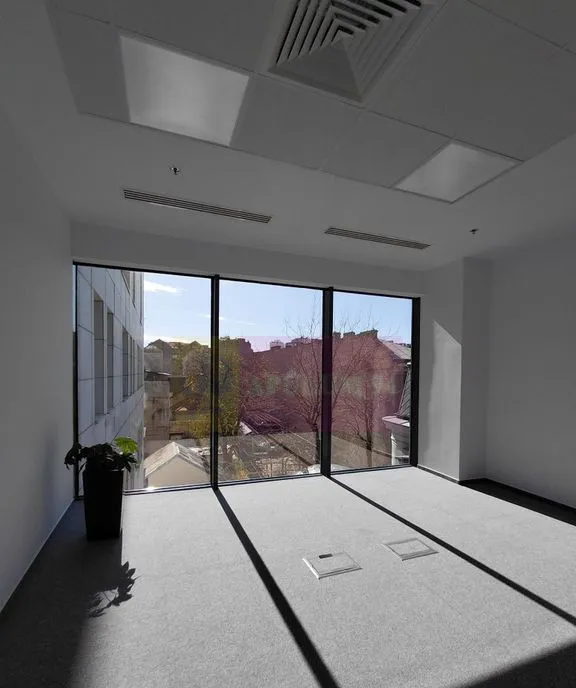 Birouri clasa A 800mp/etaj compartimentare flexibila Cal