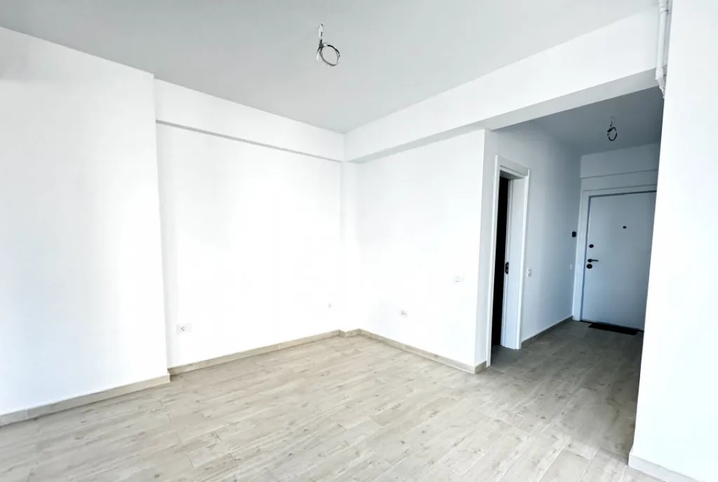 Studio 45 8 mp Mamaia Nord langa lidl pe partea cu marea