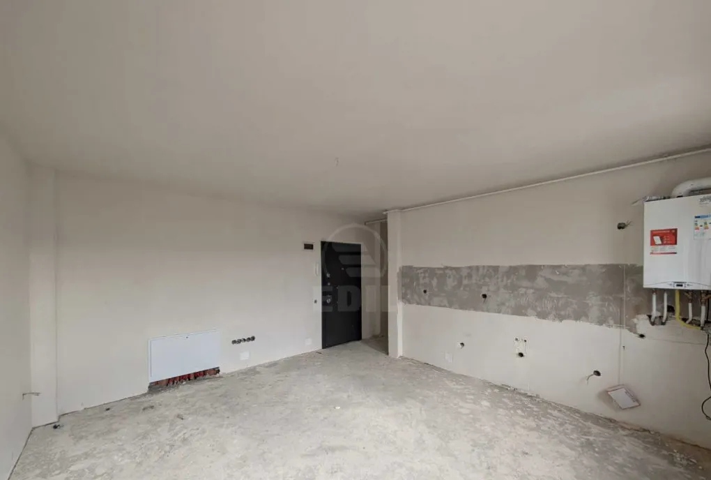 Apartament 2 camere decomandat zona Eroilor