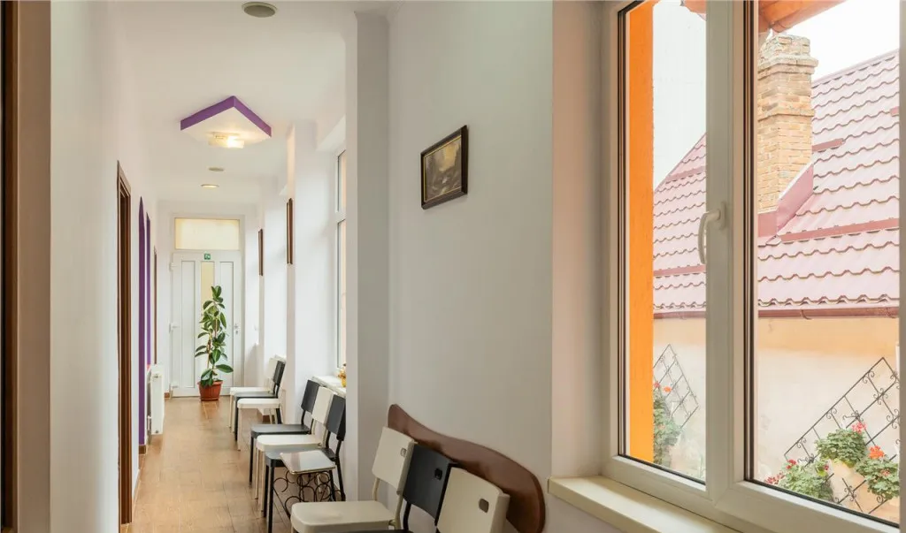 Casa pretabila rezidential comercial servicii Central F